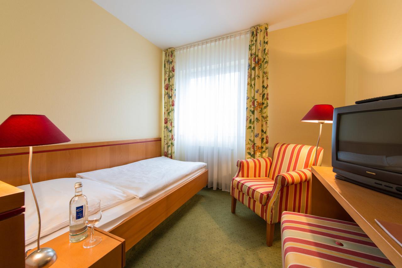 Hotel Eisbach Ransbach-Baumbach Exterior photo